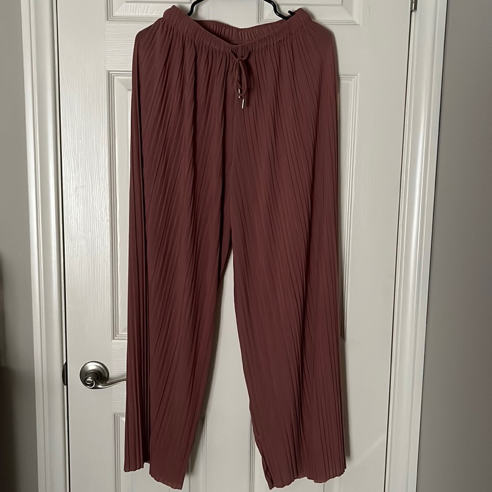 Mauve pleated wide leg palazzo pants